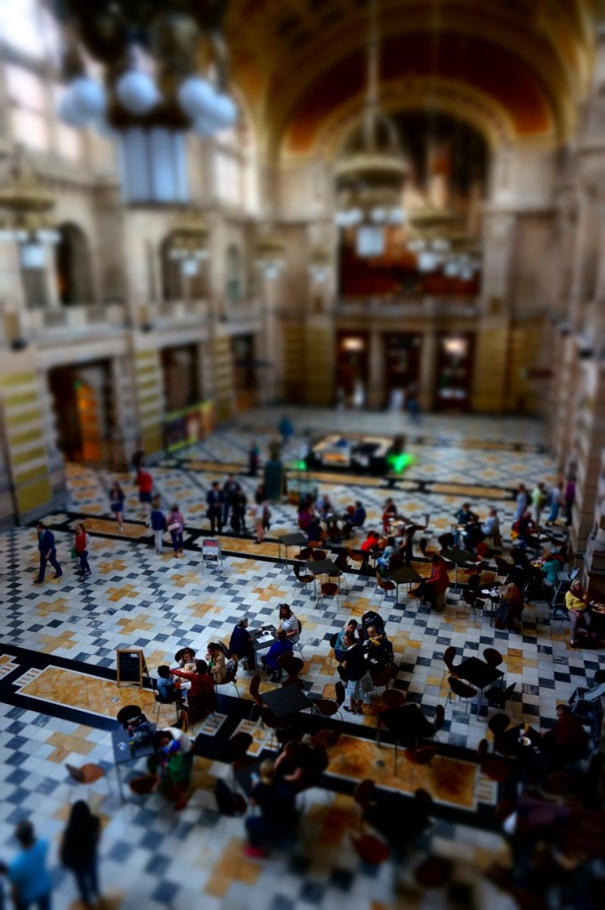 Obligatory miniaturized lobby @ Kelvingrove Museum