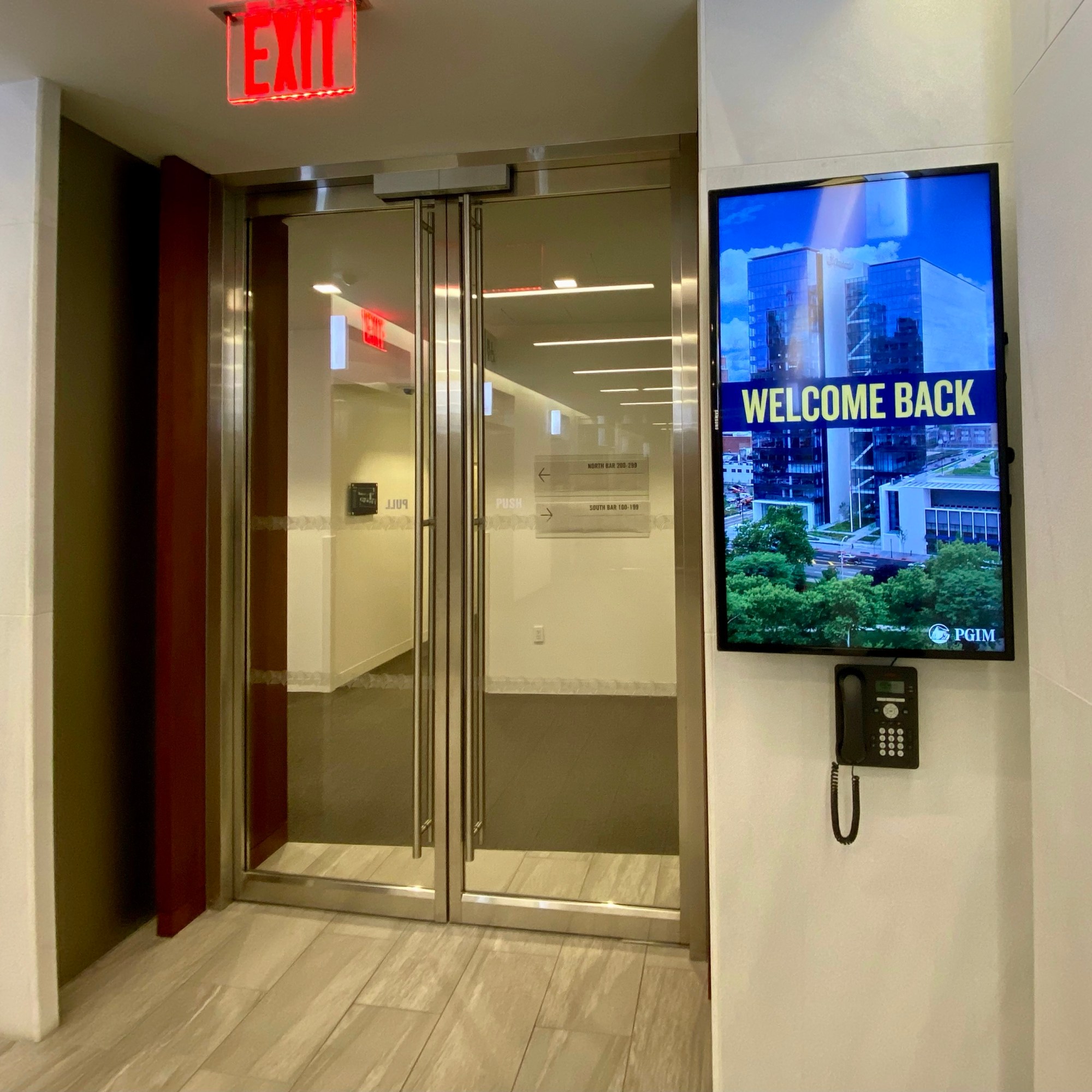 Return to Work - Someone's happy to see me